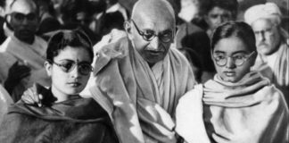 महात्मा गाँधी (Mahatma Gandhi)